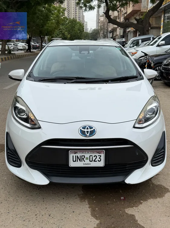 Toyota Aqua 2018 for Sale in Karachi Image-1