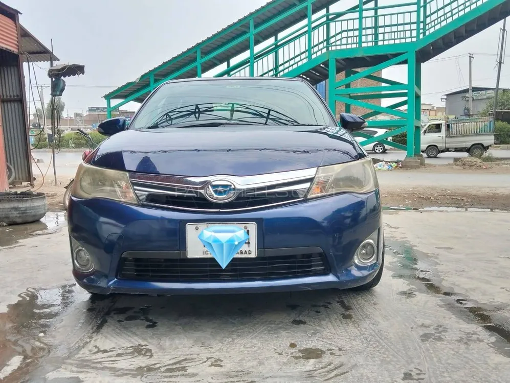 Toyota Corolla Axio 2014 for Sale in Peshawar Image-1