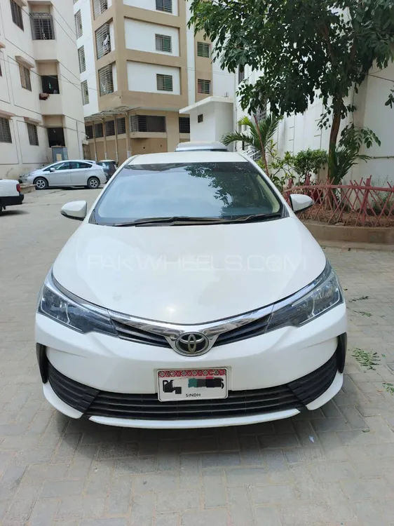 Toyota Corolla 2019 for Sale in Karachi Image-1