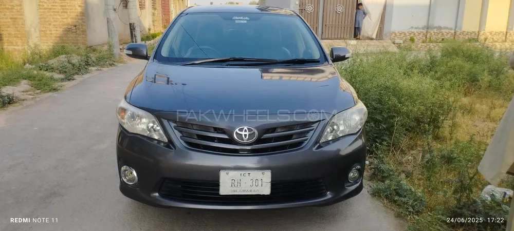 Toyota Corolla 2011 for Sale in Peshawar Image-1