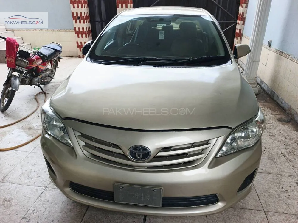 Toyota Corolla 2011 for Sale in Gujranwala Image-1