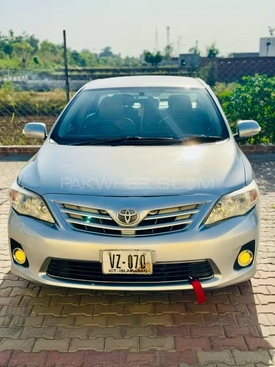 Toyota Corolla 2013 for Sale in Mandi bahauddin Image-1