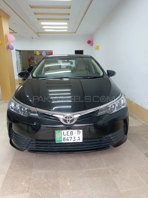 Toyota Corolla 2017 for Sale in Islamabad Image-1