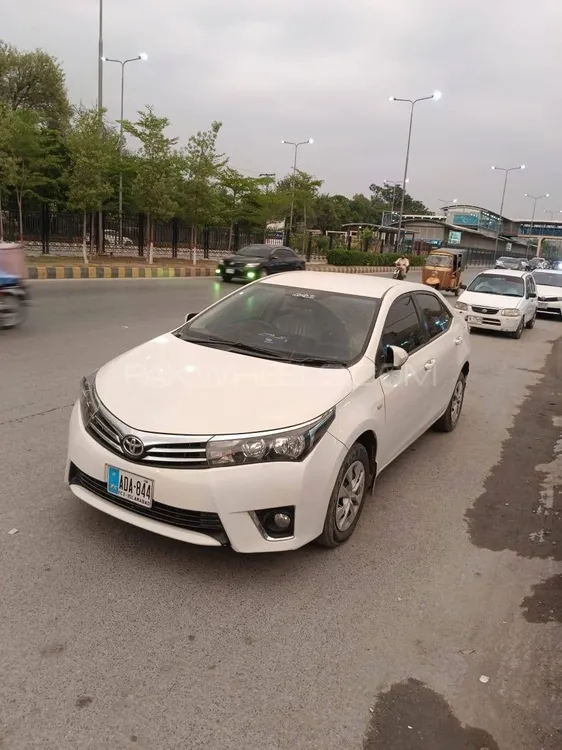 Toyota Corolla 2015 for Sale in Bannu Image-1
