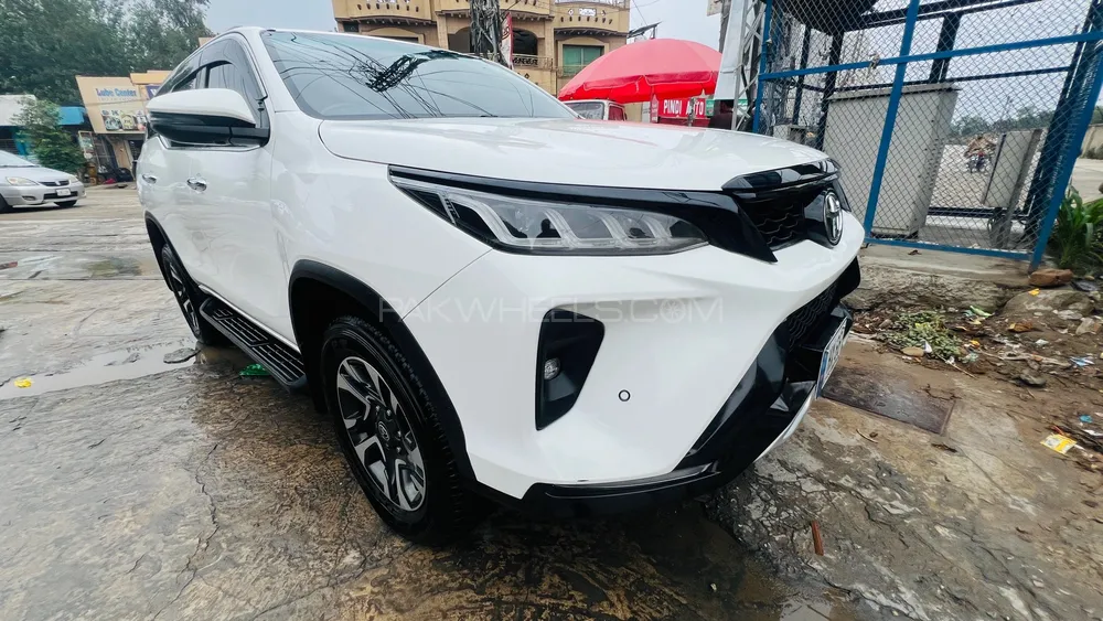 Toyota Fortuner 2023 for Sale in Islamabad Image-1