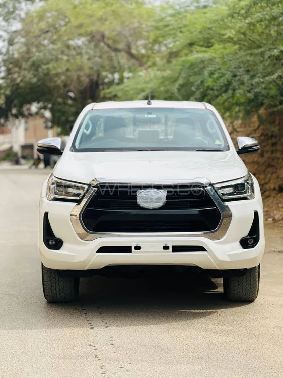 Toyota Hilux 2021 for Sale in Karachi Image-1