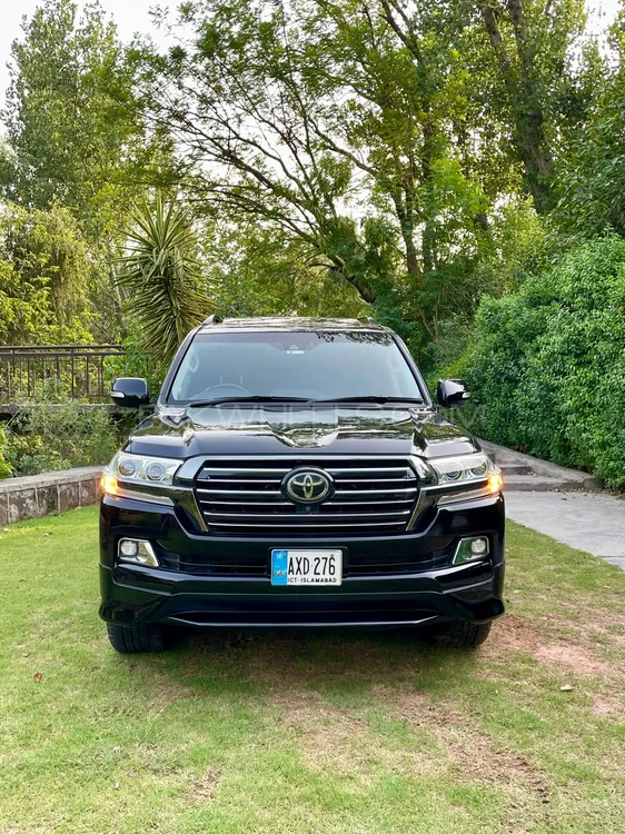 Toyota Land Cruiser 2016 for Sale in Islamabad Image-1