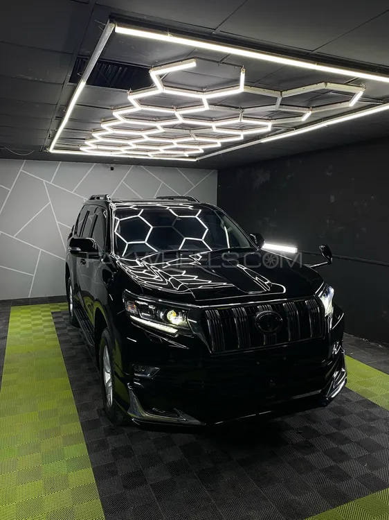 Toyota Prado 2020 for Sale in Multan Image-1