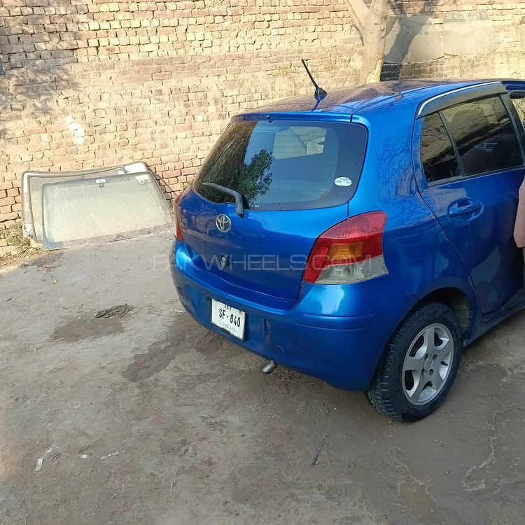 Toyota Vitz 2008 for Sale in Sheikhupura Image-1