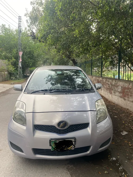 Toyota Vitz 2008 for Sale in Lahore Image-1