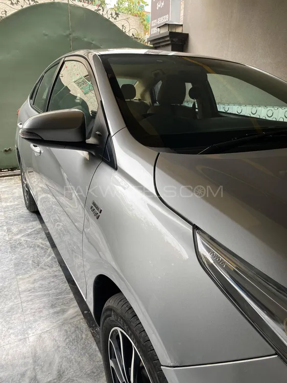 Toyota Yaris Sedan 2020 for Sale in Lahore Image-1