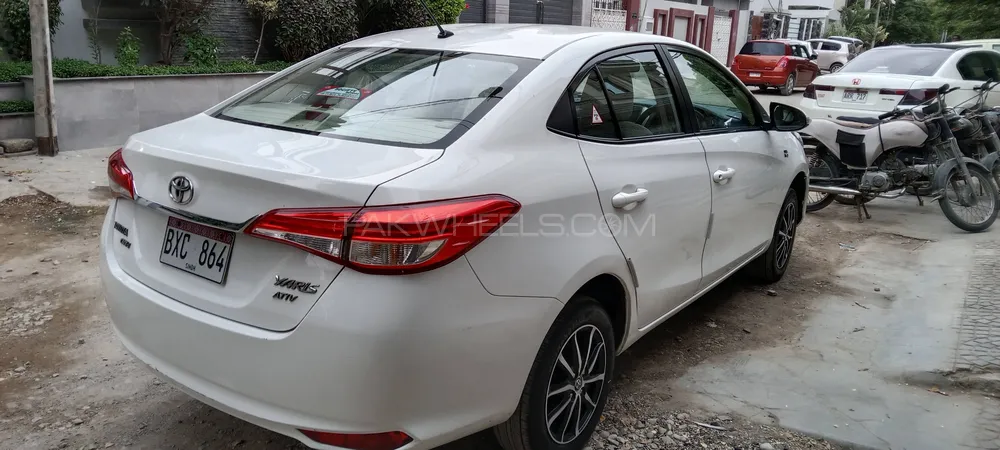 Toyota Yaris Sedan 2022 for Sale in Karachi Image-1