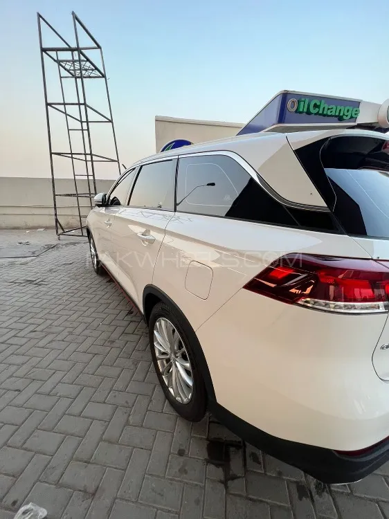 Changan Oshan X7 2023 for Sale in Peshawar Image-1