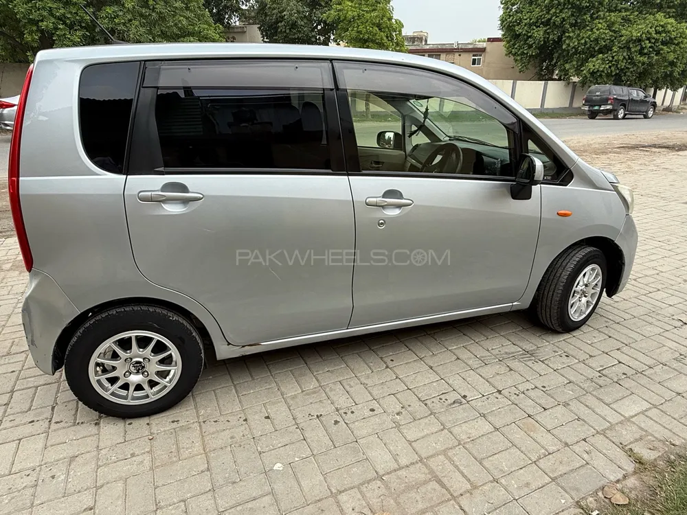 Daihatsu Move 2013 for Sale in Lahore Image-1