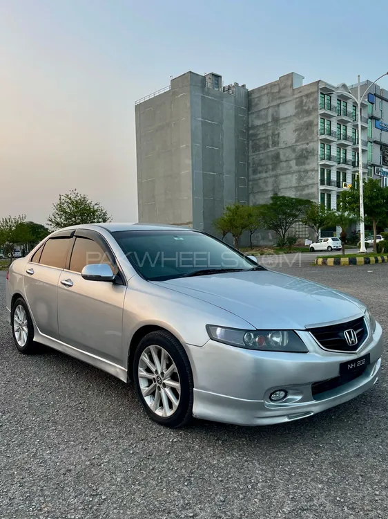 Honda Accord 2002 for Sale in Islamabad Image-1