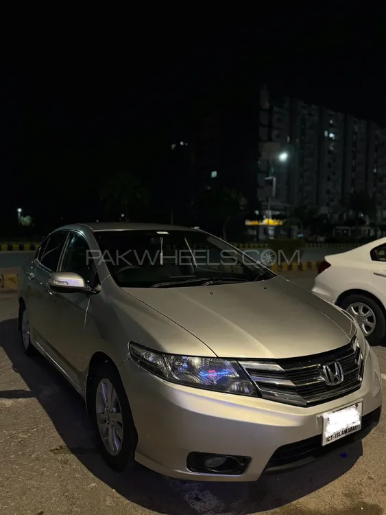 Honda City 2015 for Sale in Islamabad Image-1
