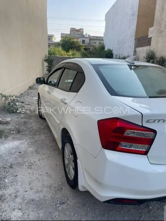 Honda City 2018 for Sale in Islamabad Image-1