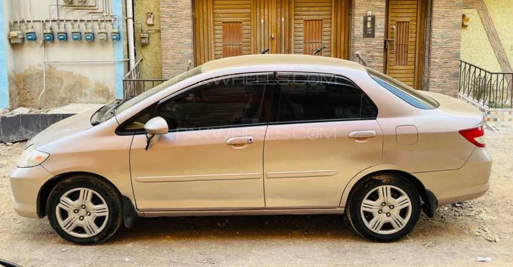 Honda City 2005 for Sale in Karachi Image-1