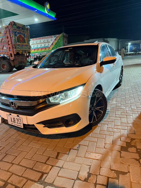 Honda Civic 2018 for Sale in Chakwal Image-1