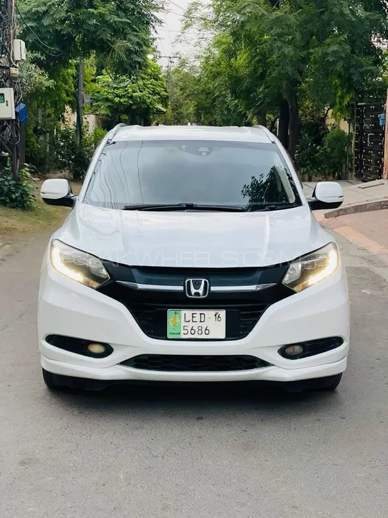 Honda Vezel 2016 for Sale in Lahore Image-1