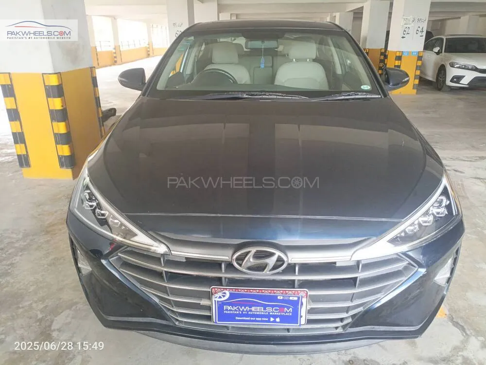 Hyundai Elantra 2021 for Sale in Karachi Image-1