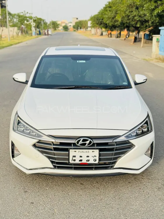 Hyundai Elantra 2023 for Sale in Lahore Image-1