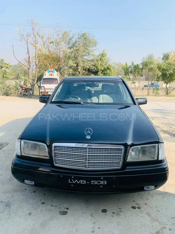Mercedes Benz C Class 1996 for Sale in Swat Image-1