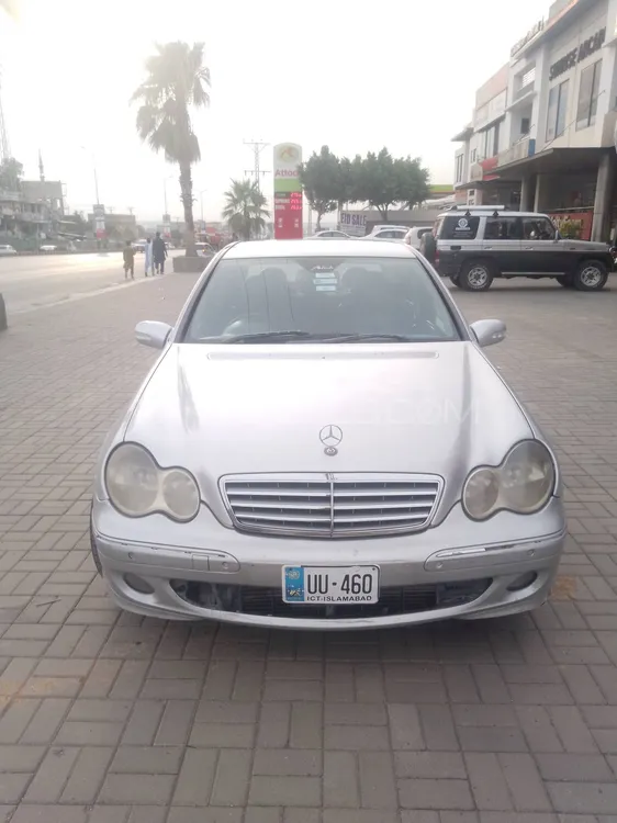 Mercedes Benz C Class 2006 for Sale in Islamabad Image-1