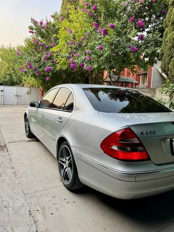 Mercedes Benz E Class 2004 for Sale in Rawalpindi Image-1