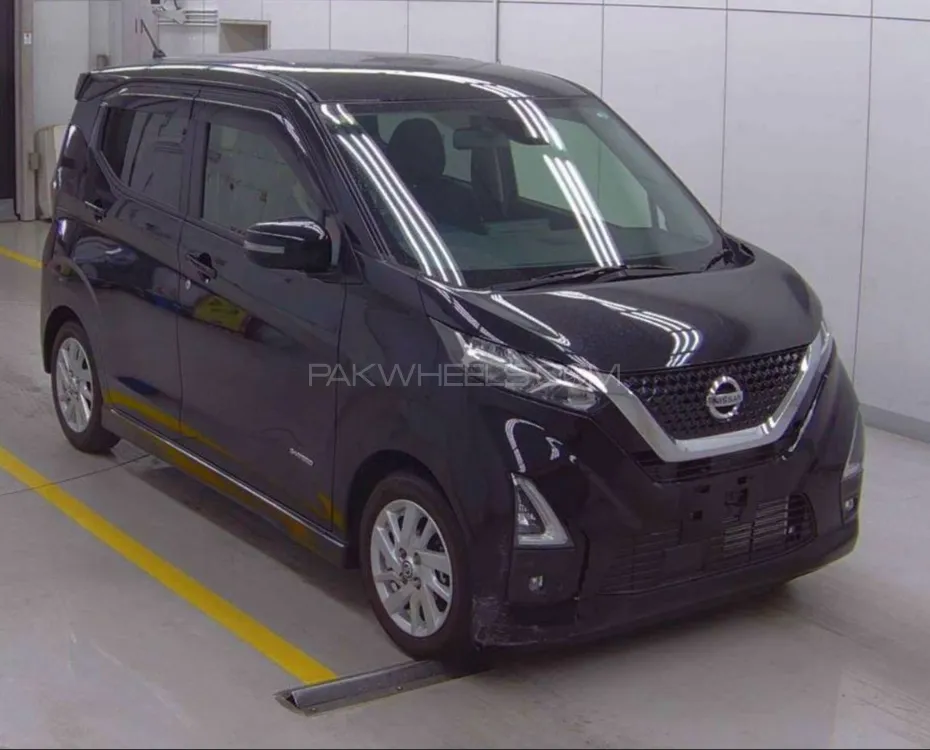Nissan Dayz 2023 for Sale in Karachi Image-1
