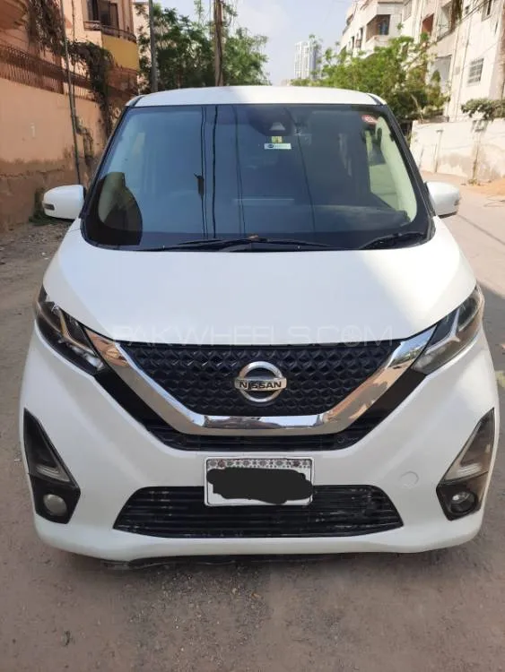 Nissan Dayz Highway Star 2019 for Sale in Karachi Image-1