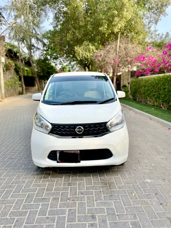 Nissan Dayz 2014 for Sale in Karachi Image-1