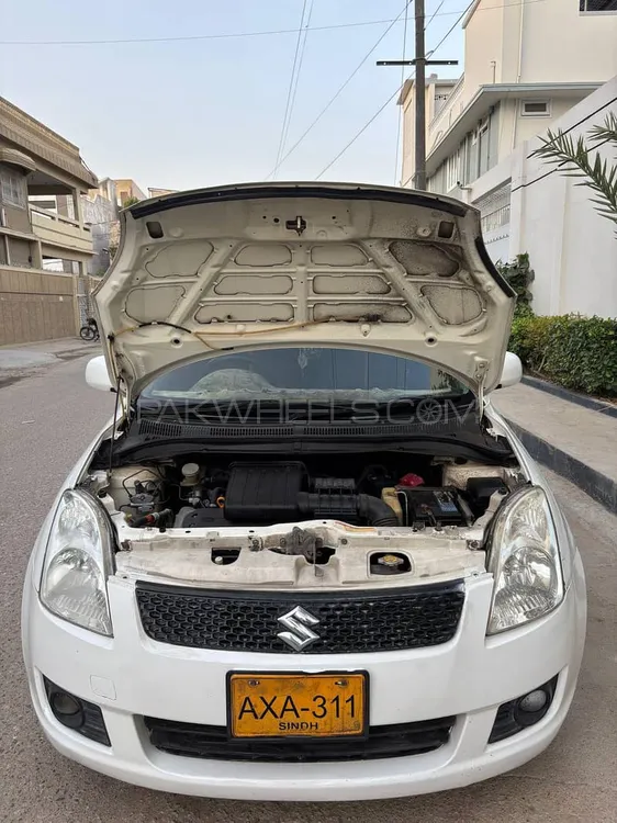 Suzuki Swift 2012 for Sale in Karachi Image-1