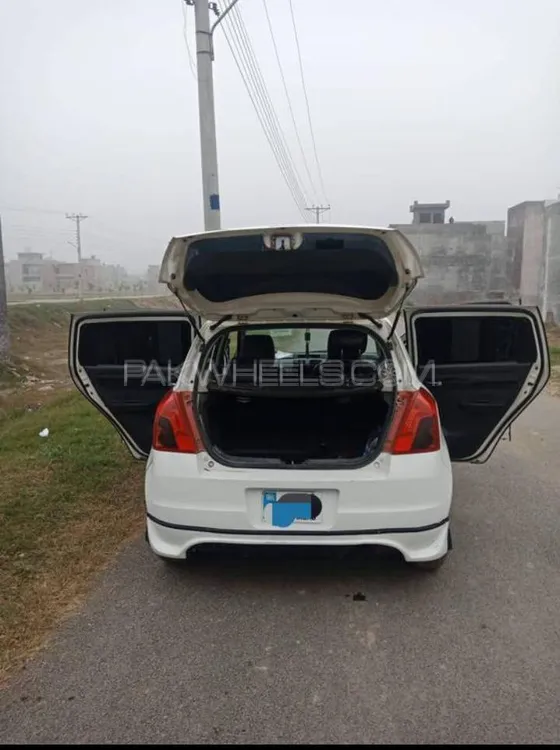 Suzuki Swift 2013 for Sale in Lahore Image-1