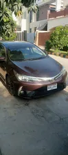 Toyota Corolla Altis Grande CVT-i 1.8 2014 for Sale