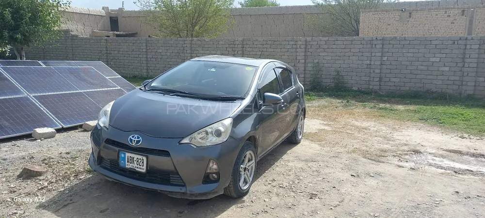 Toyota Aqua 2014 for Sale in Peshawar Image-1