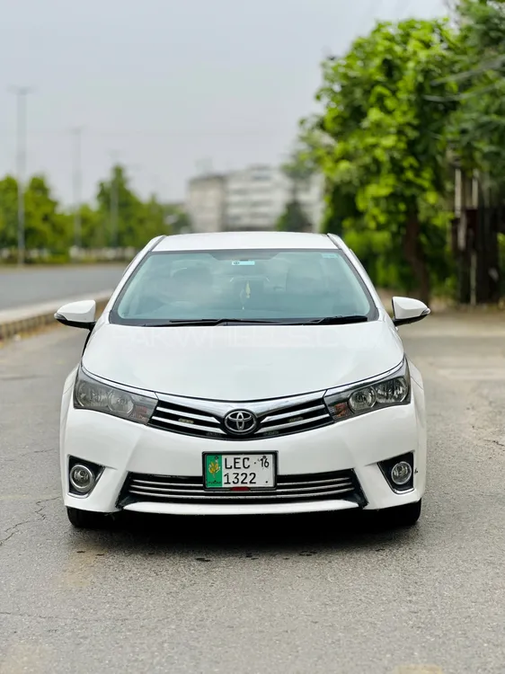 Toyota Corolla 2016 for Sale in Lahore Image-1