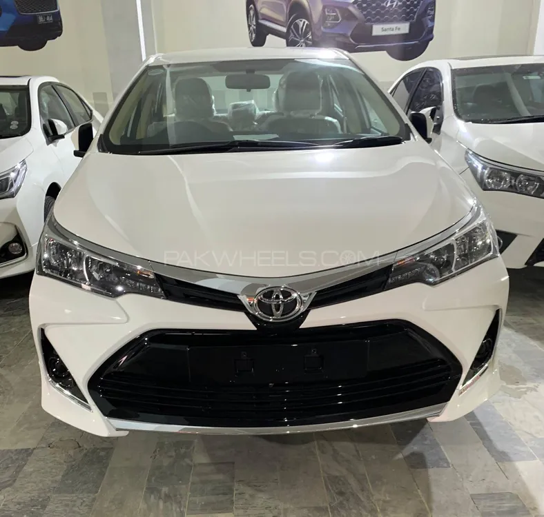 Toyota Corolla 2025 for Sale in Lahore Image-1