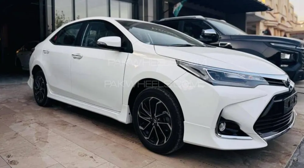 Toyota Corolla 2025 for Sale in Sargodha Image-1