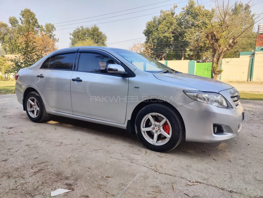 Toyota Corolla 2011 for Sale in Dera ismail khan Image-1