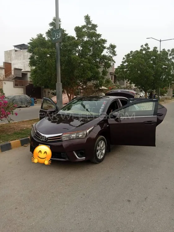 Toyota Corolla 2014 for Sale in Karachi Image-1
