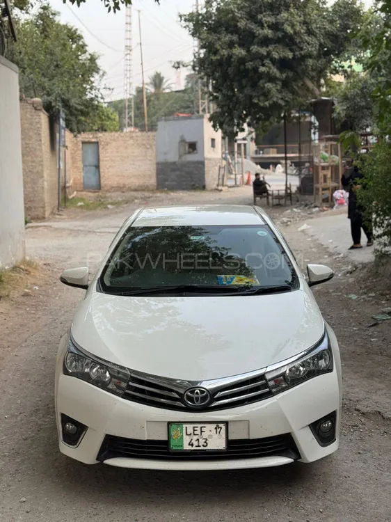 Toyota Corolla 2017 for Sale in Lahore Image-1