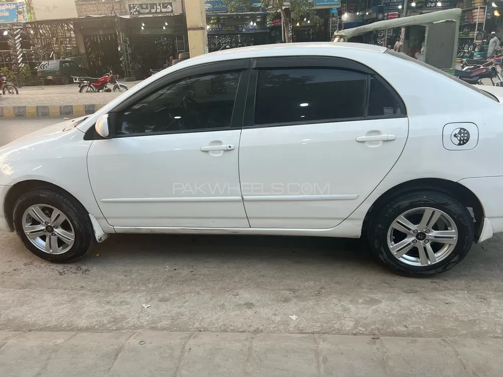 Toyota Corolla 2001 for Sale in Peshawar Image-1