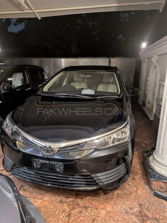 Toyota Corolla 2020 for Sale in Lahore Image-1