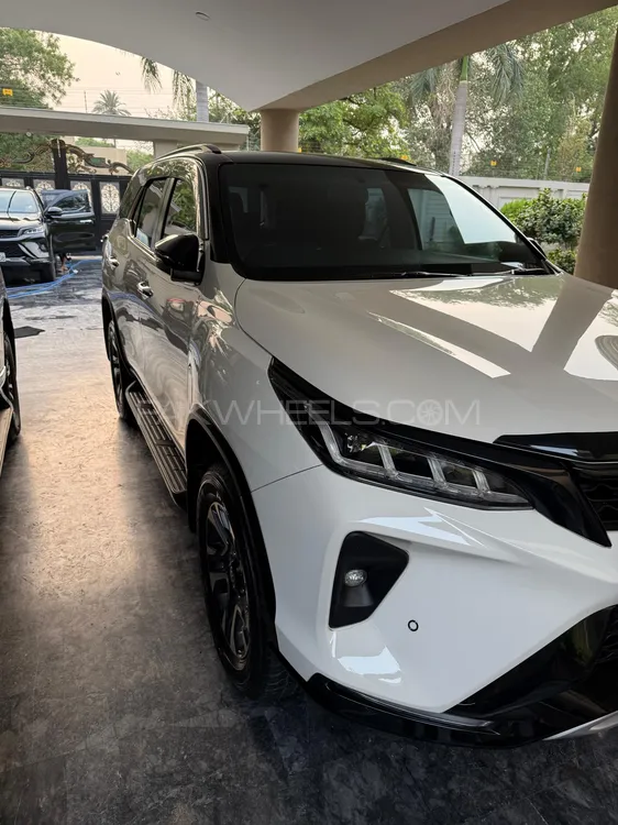 Toyota Fortuner 2024 for Sale in Lahore Image-1