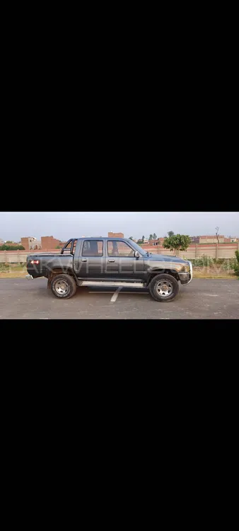 Toyota Hilux 1993 for Sale in Sumandari Image-1