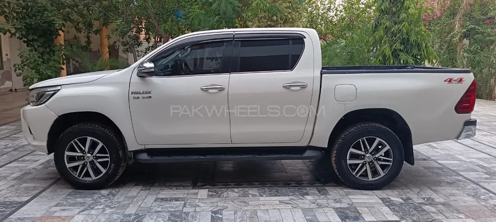 Toyota Hilux 2018 for Sale in Mandi bahauddin Image-1