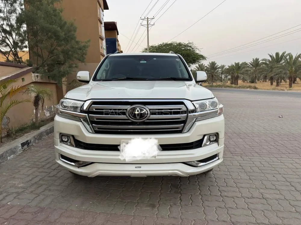 Toyota Land Cruiser 2017 for Sale in Lahore Image-1