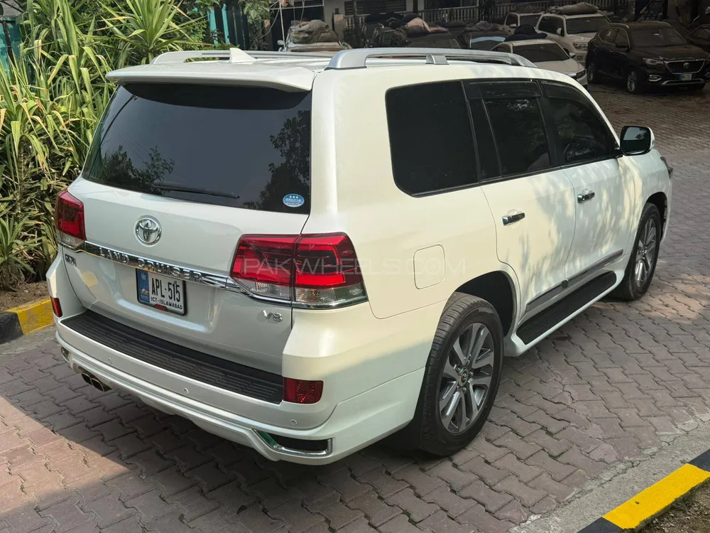 Toyota Land Cruiser 2020 for Sale in Islamabad Toyota Land Cruiser 2020 for Sale in Islamabad Image-5