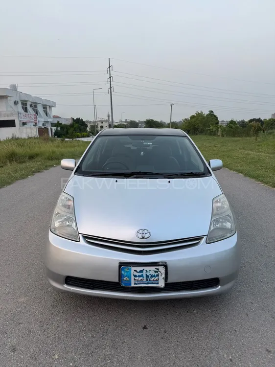 Toyota Prius 2010 for Sale in Islamabad Image-1